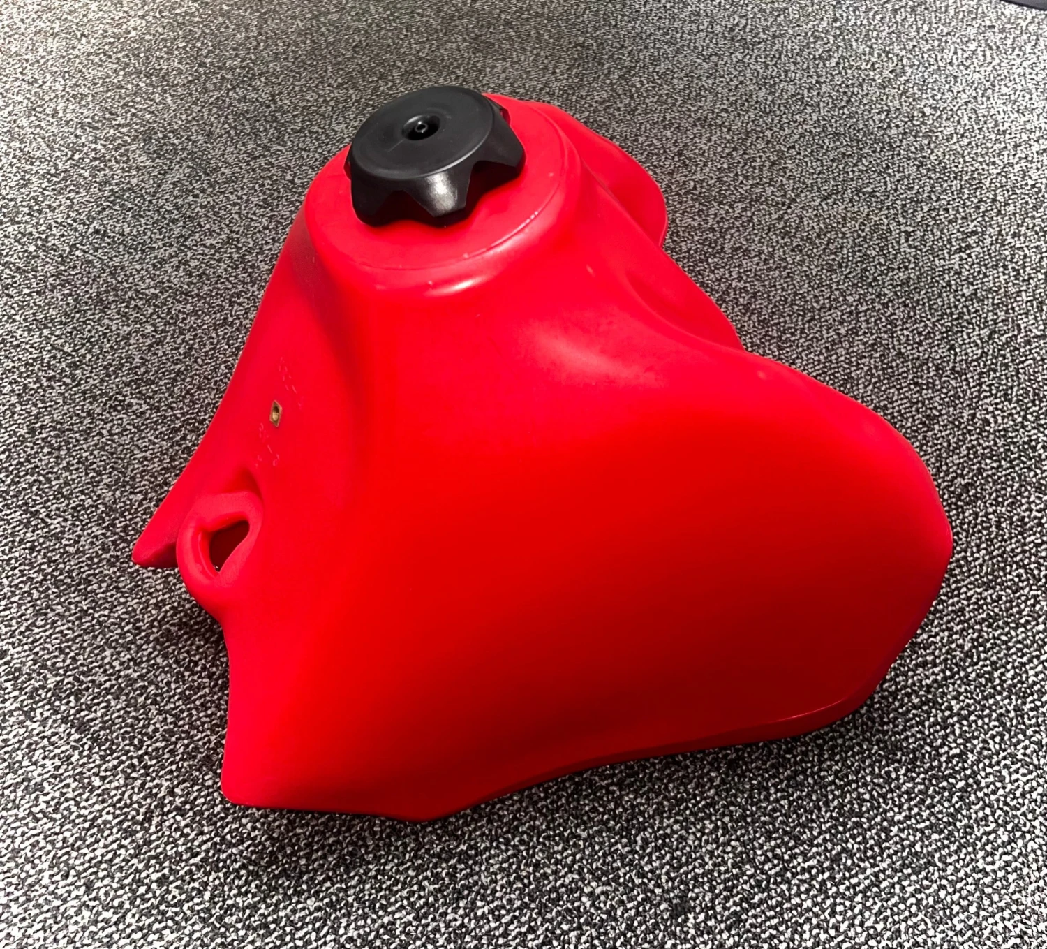 4.0 Gal Fuel Tank #12221 5 4.0 Gal Fuel Tank #12221 - Image 3