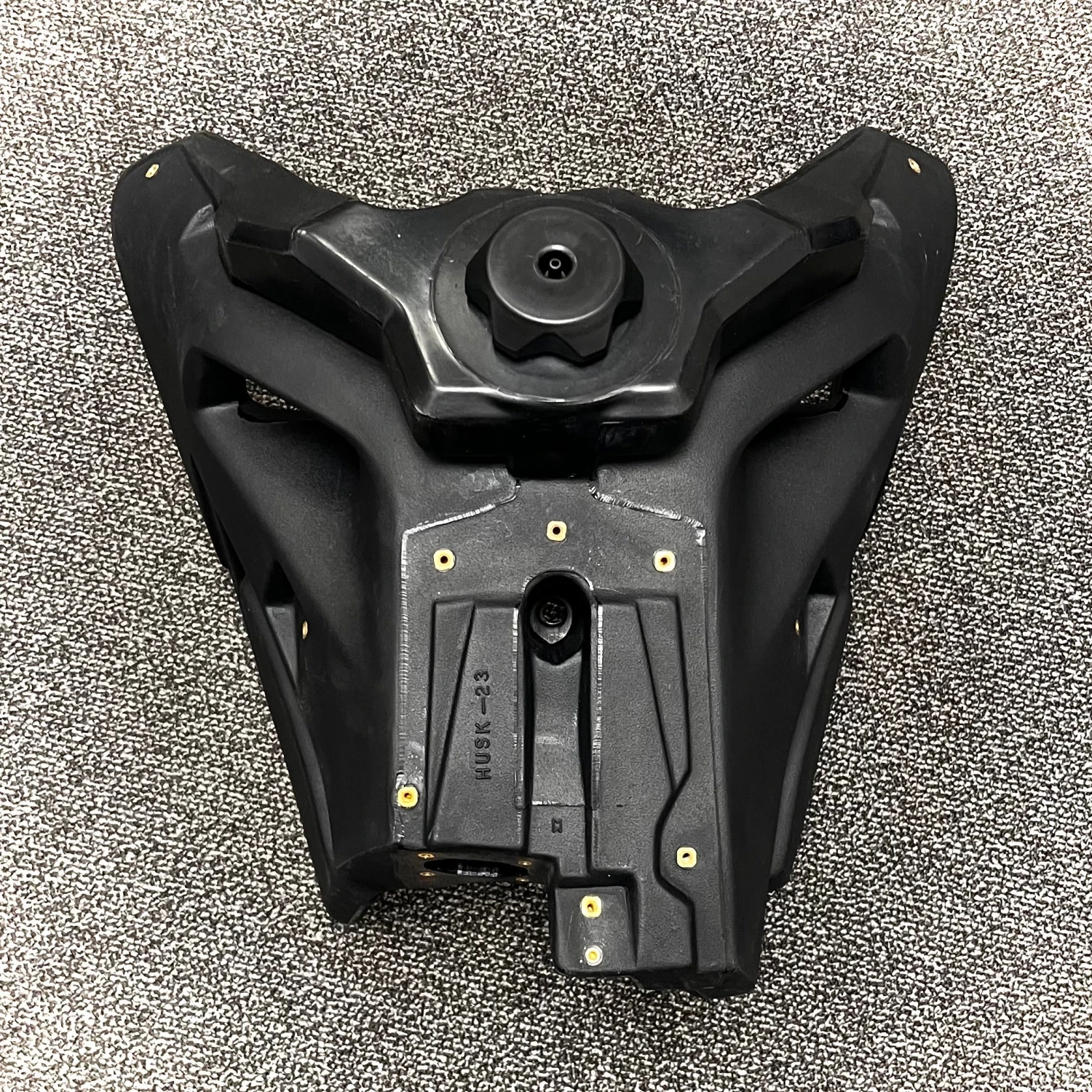 4.5 Gal Fuel Tank #12441 4 4.5 Gal Fuel Tank #12441 - Image 2