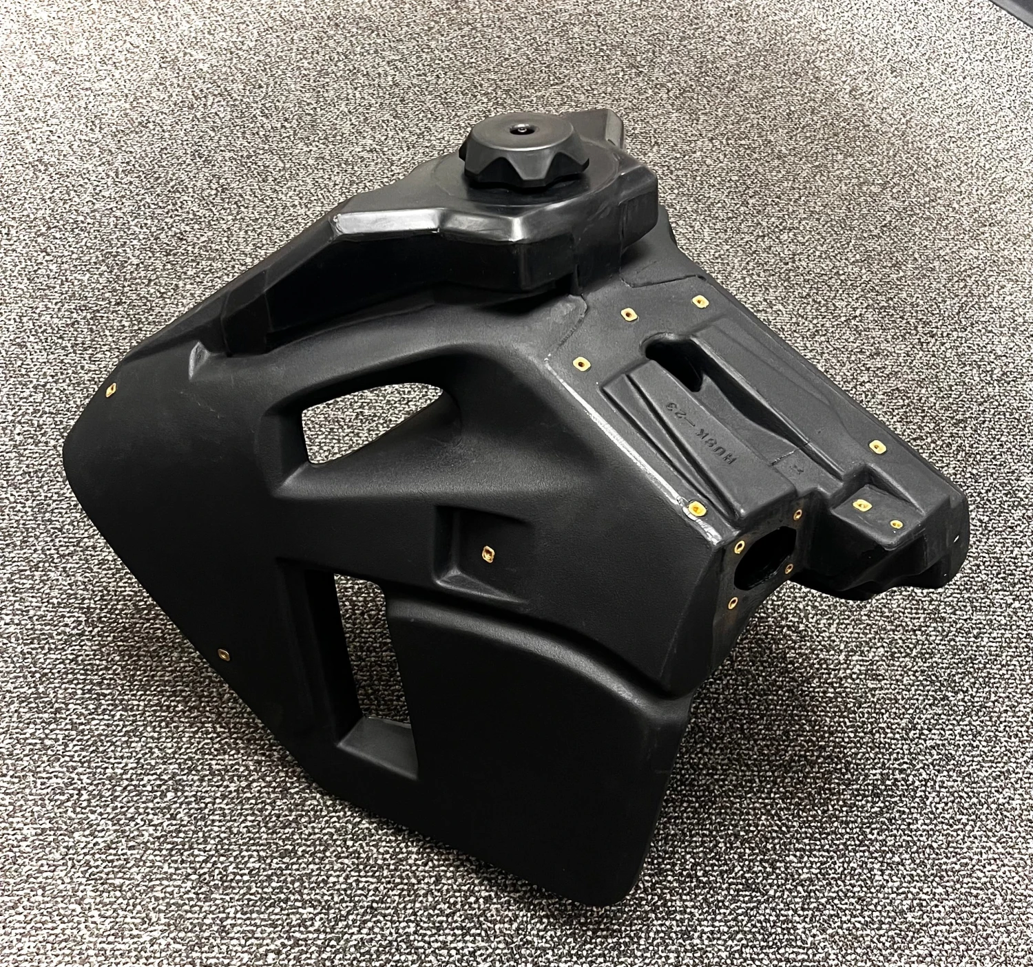 4.5 Gal Fuel Tank #12441 5 4.5 Gal Fuel Tank #12441 - Image 3