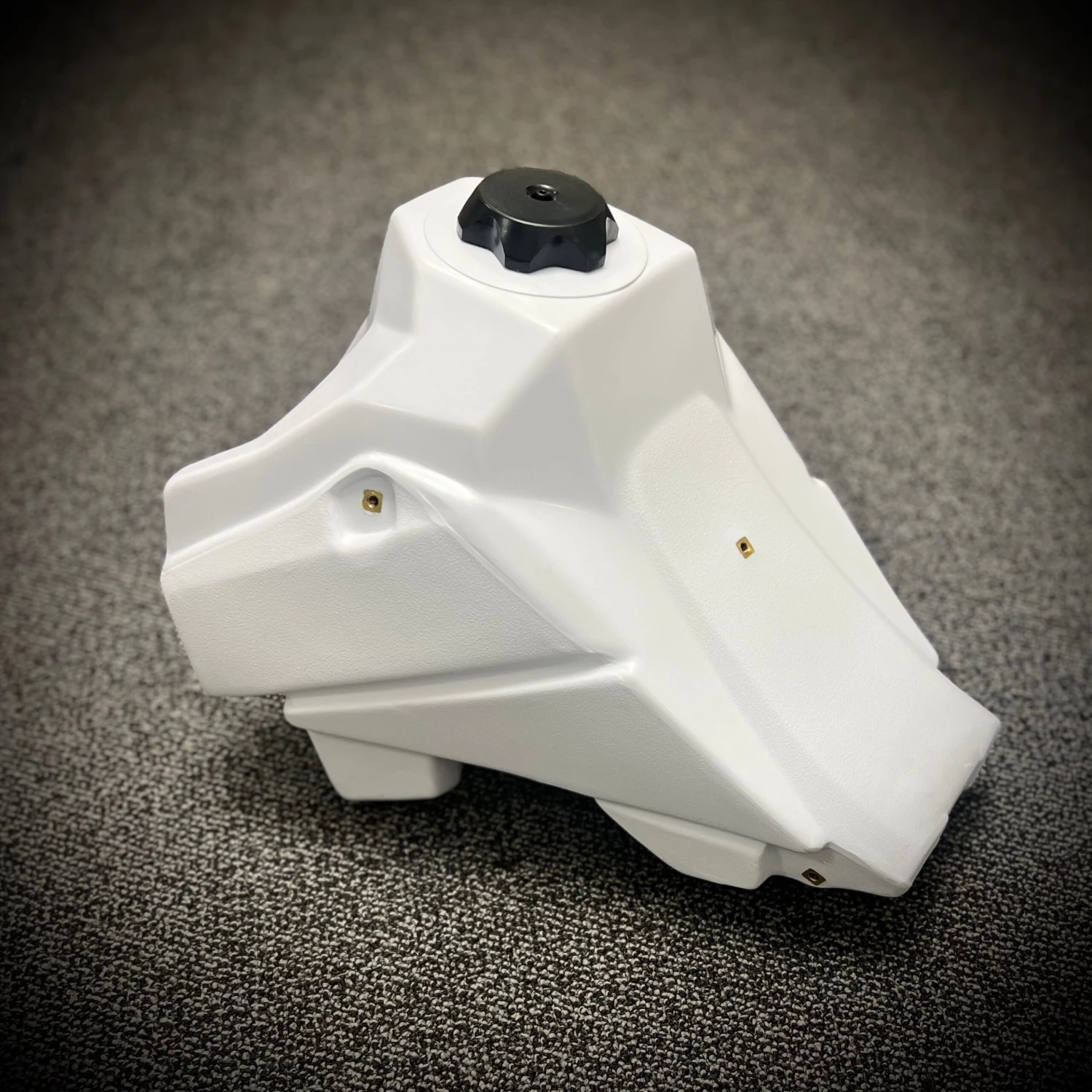 3.8 Gal Fuel Tank #13166 6 3.8 Gal Fuel Tank #13166 - Image 4