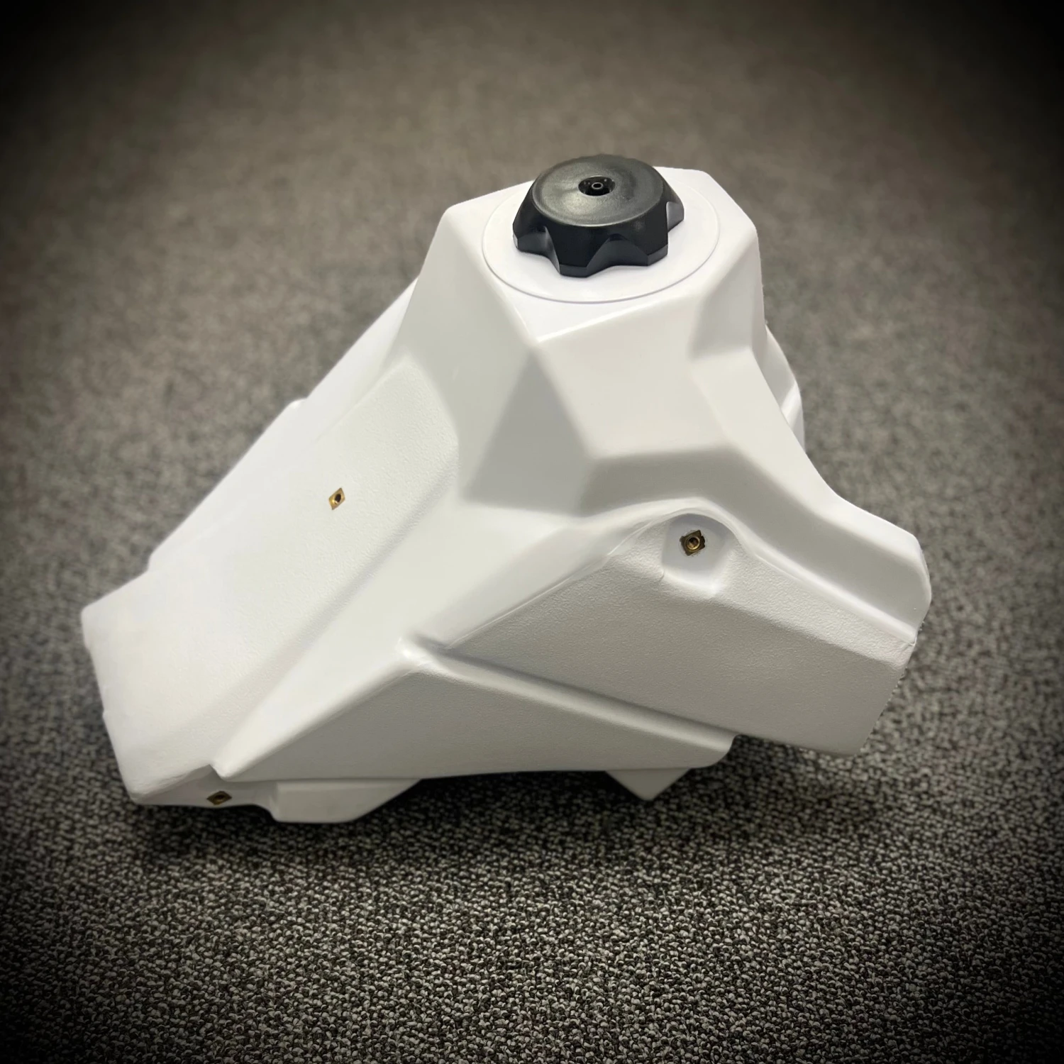 3.8 Gal Fuel Tank #13166 5 3.8 Gal Fuel Tank #13166 - Image 3