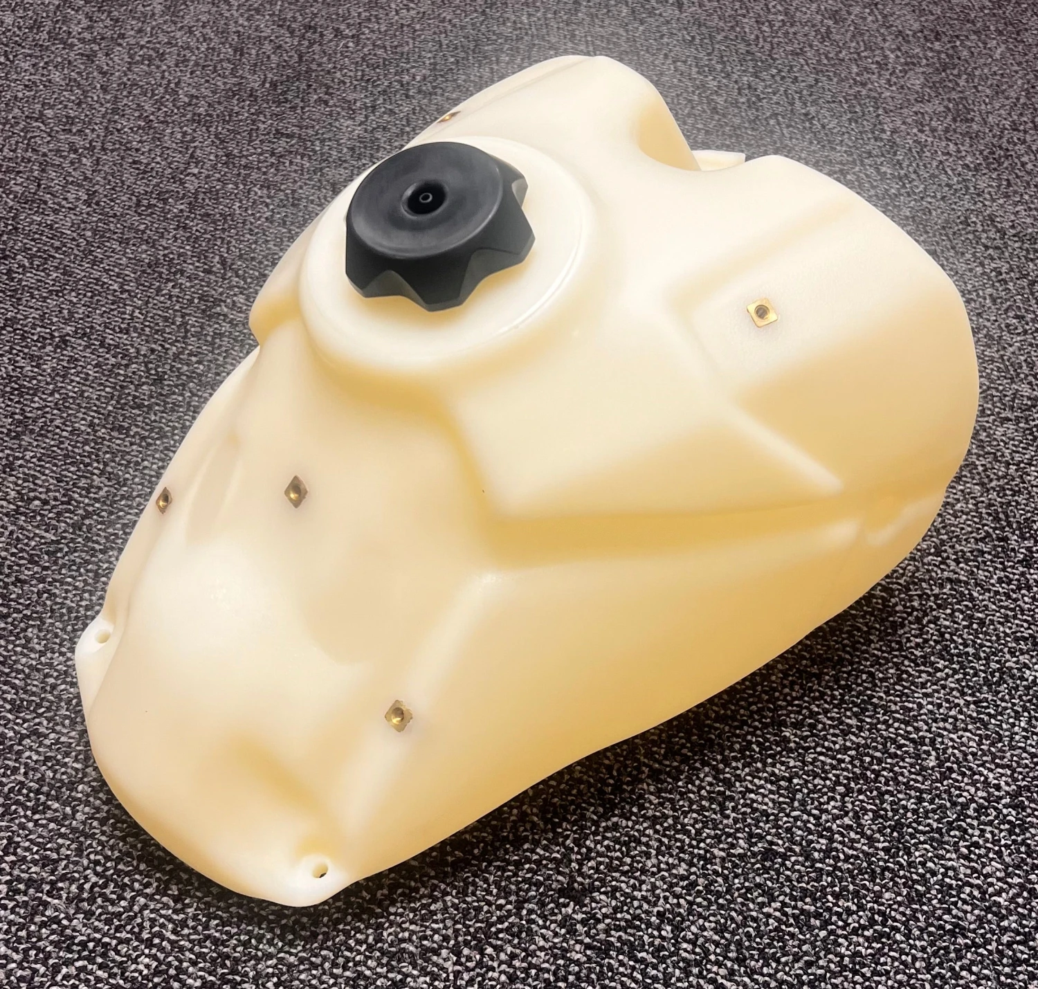 4.9 Gal Fuel Tank #24104 5 4.9 Gal Fuel Tank #24104 - Image 3